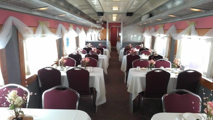 Kansas Belle Dinner Train
 Unfor table Kansas Train Rides