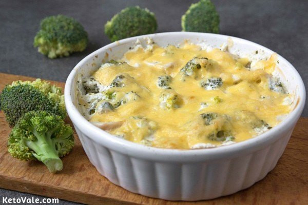 Keto Chicken Broccoli Casserole
 Easy Chicken Broccoli Casserole Low Carb Recipe