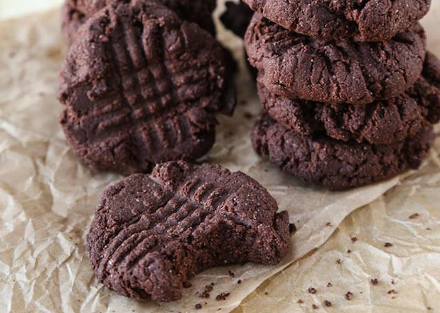 Keto Chocolate Cookies
 The Great Keto Christmas Cookies Roundup 25 of Our