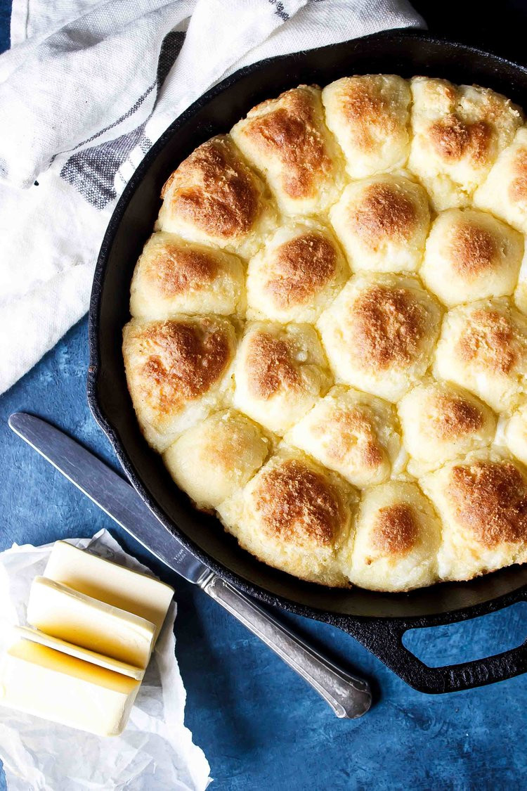 Keto Dinner Recipes
 Keto Dinner Rolls — Cast Iron Keto