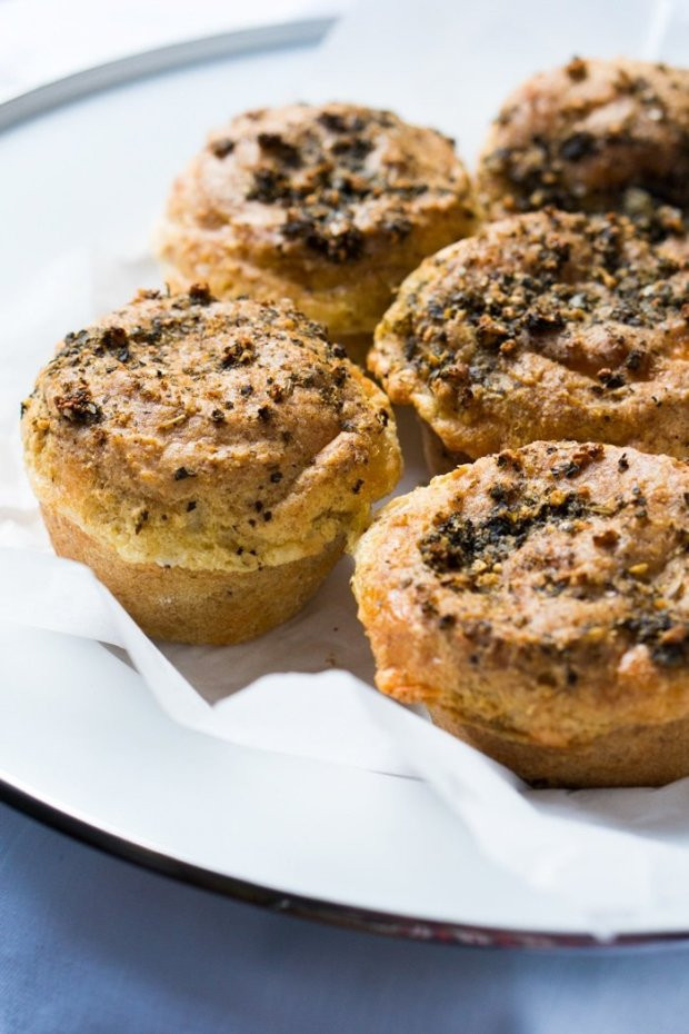 Keto Garlic Bread
 Suuuper Cheesy Keto Garlic Bread Muffins ? Easy Peasy