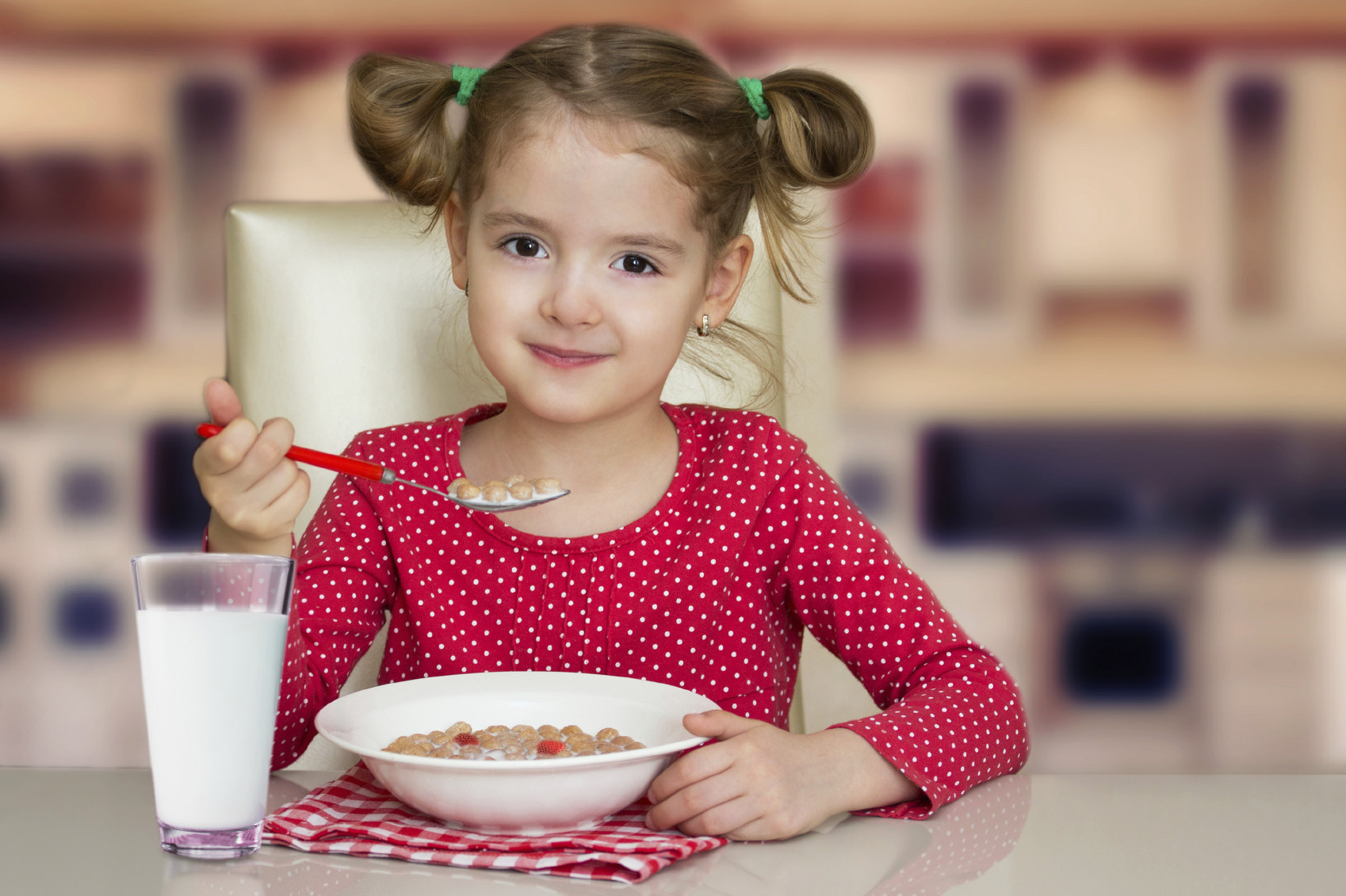 Kids Eating Breakfast
 The Latest Research on Child Nutrition Toby Amidor Nutrition