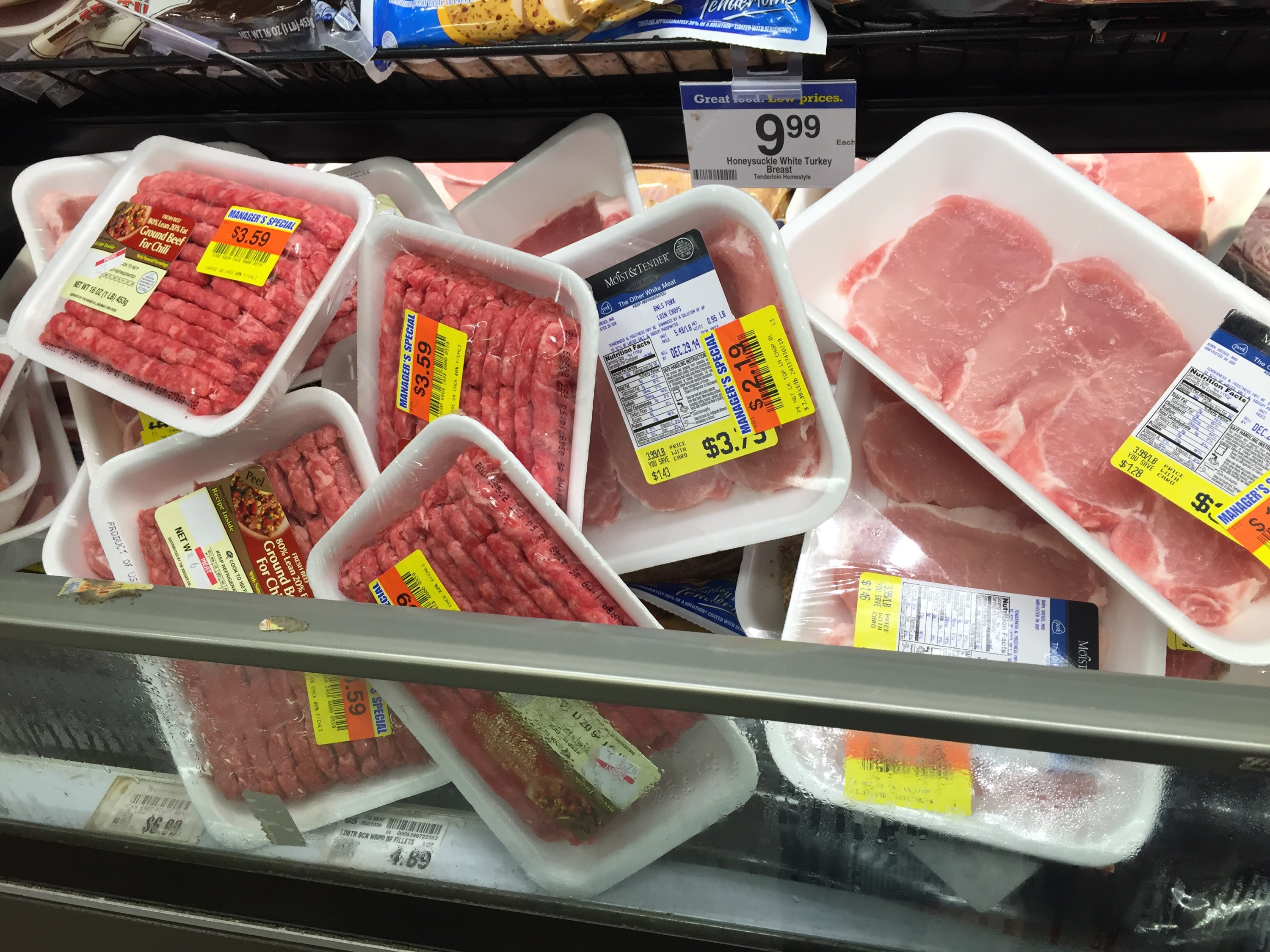 Kroger Ground Beef
 Manager s Special on beef pork chops and chicken Kroger