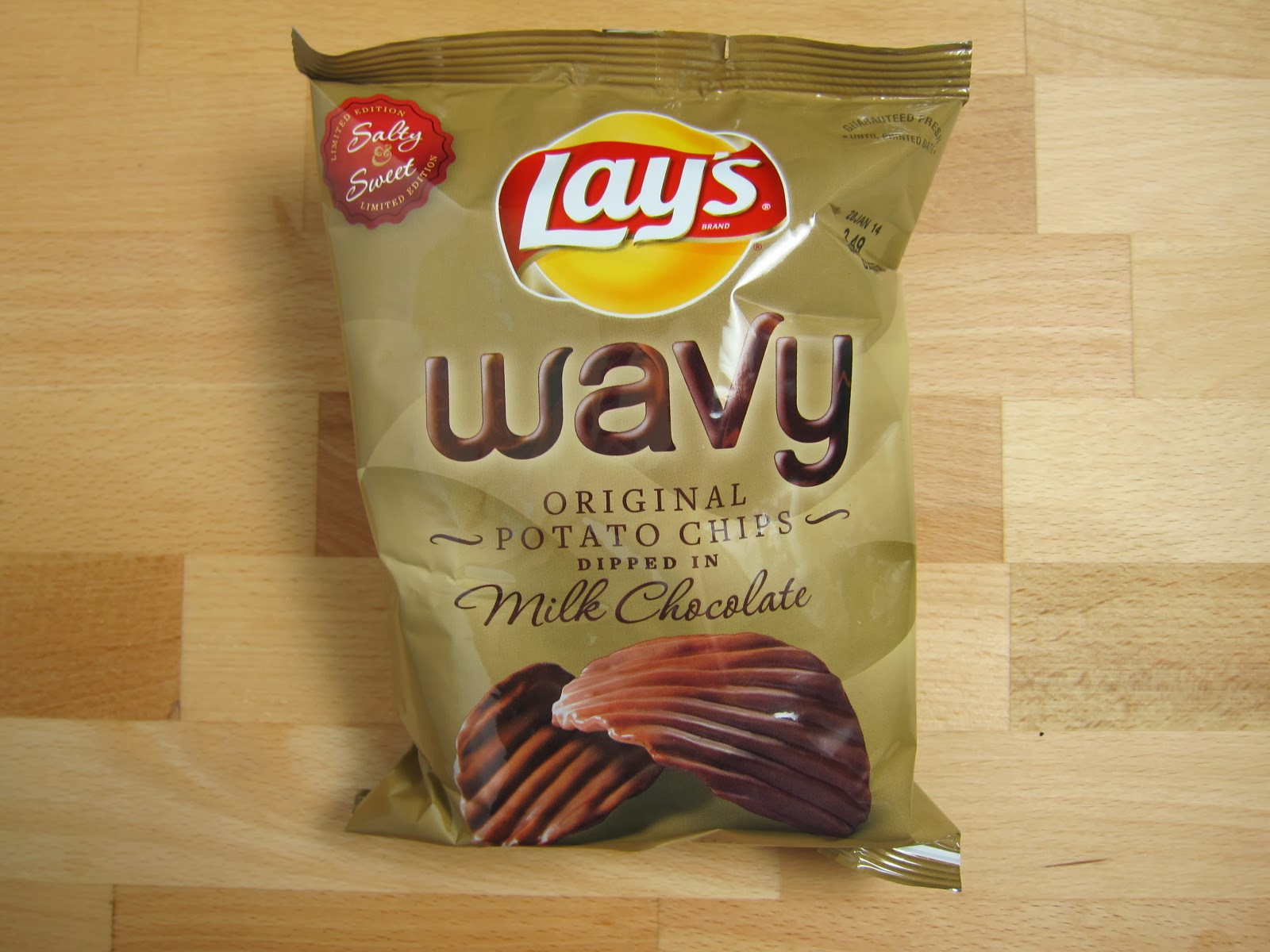 Lays Chocolate Covered Potato Chips
 Review Frito Lay s Milk Chocolate Dipped Wavy Lay s