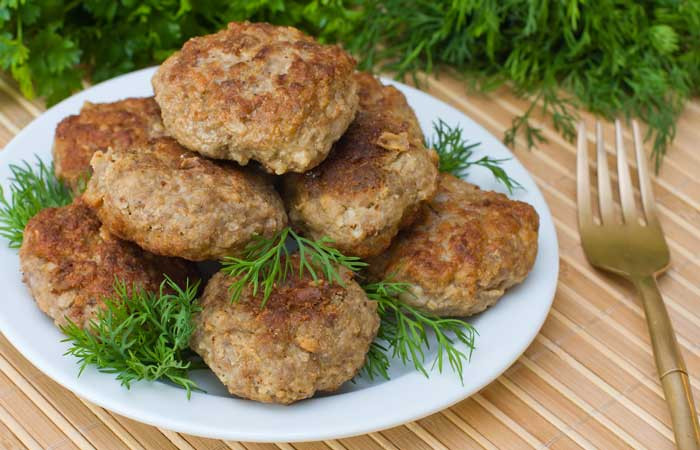 Lean Breakfast Meat
 Alton Brown s Fresh and Lean Breakfast Sausage