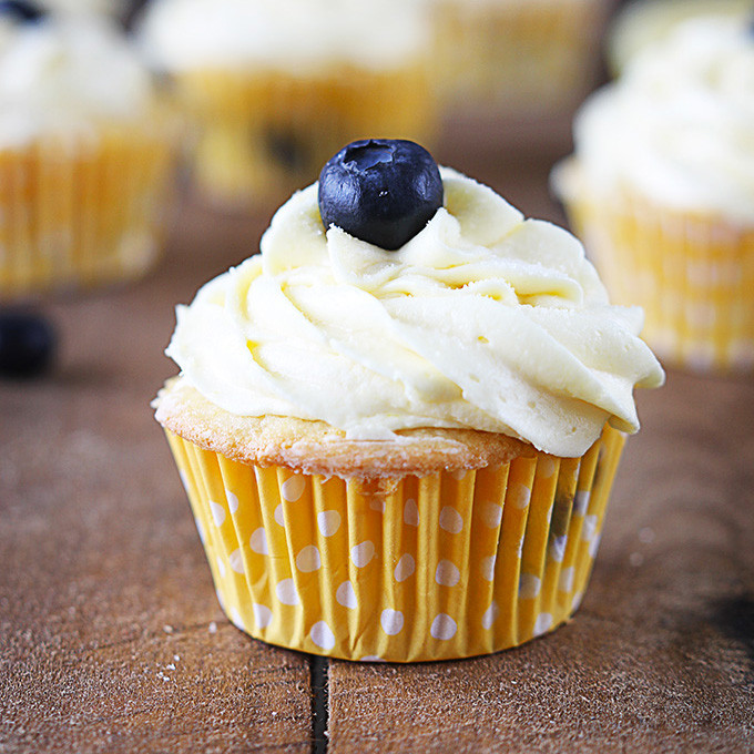 Lemon Blueberry Cupcakes
 Lemon Blueberry Cupcakes