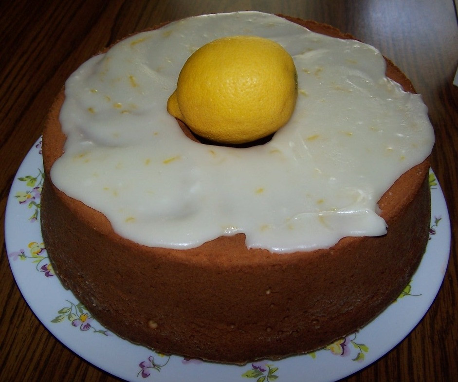 Lemon Cream Cheese Pound Cake
 My Mom s Recipe Box Lemon Cream Cheese Pound Cake