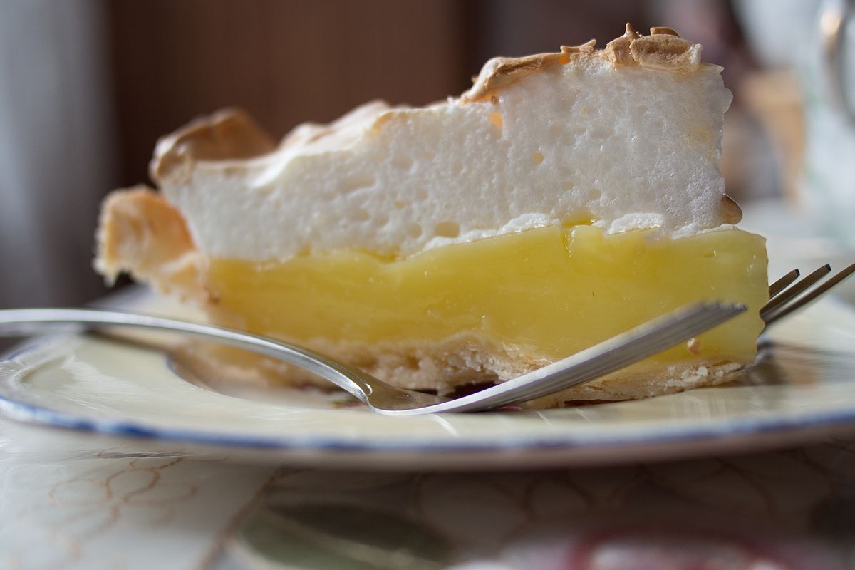 Lemon Meringue Pie
 Lemon meringue pie