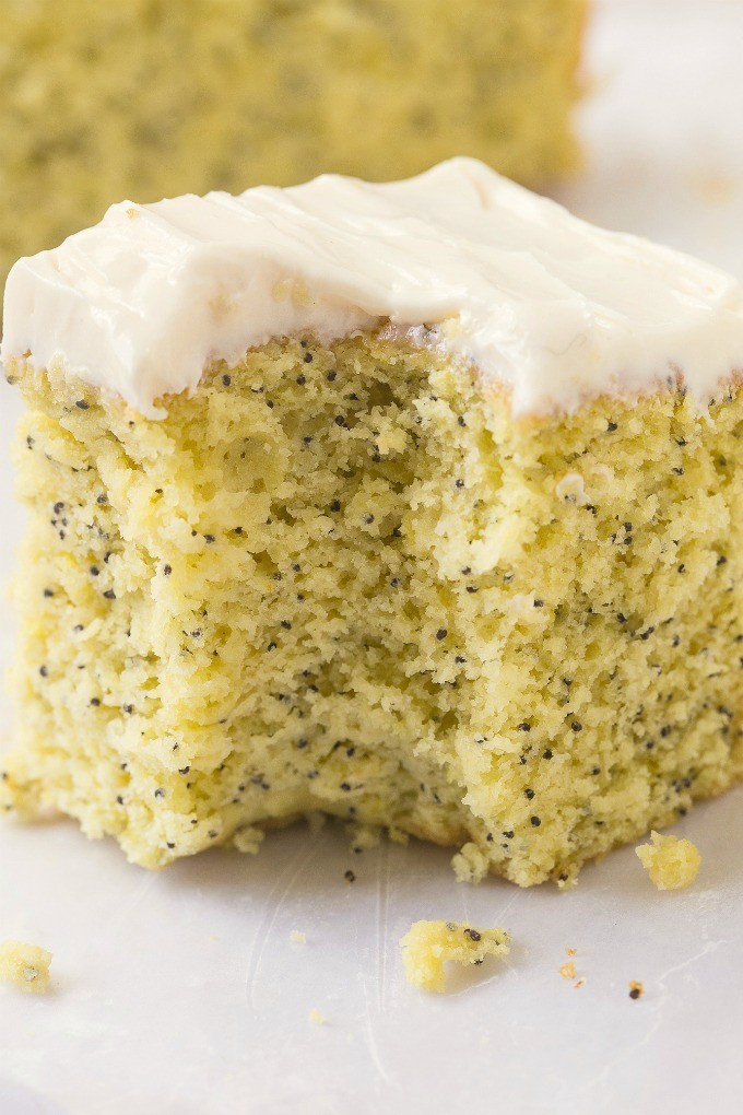 Lemon Poppy Seed Cake
 Healthy Flourless Lemon Poppy Seed Breakfast Cake