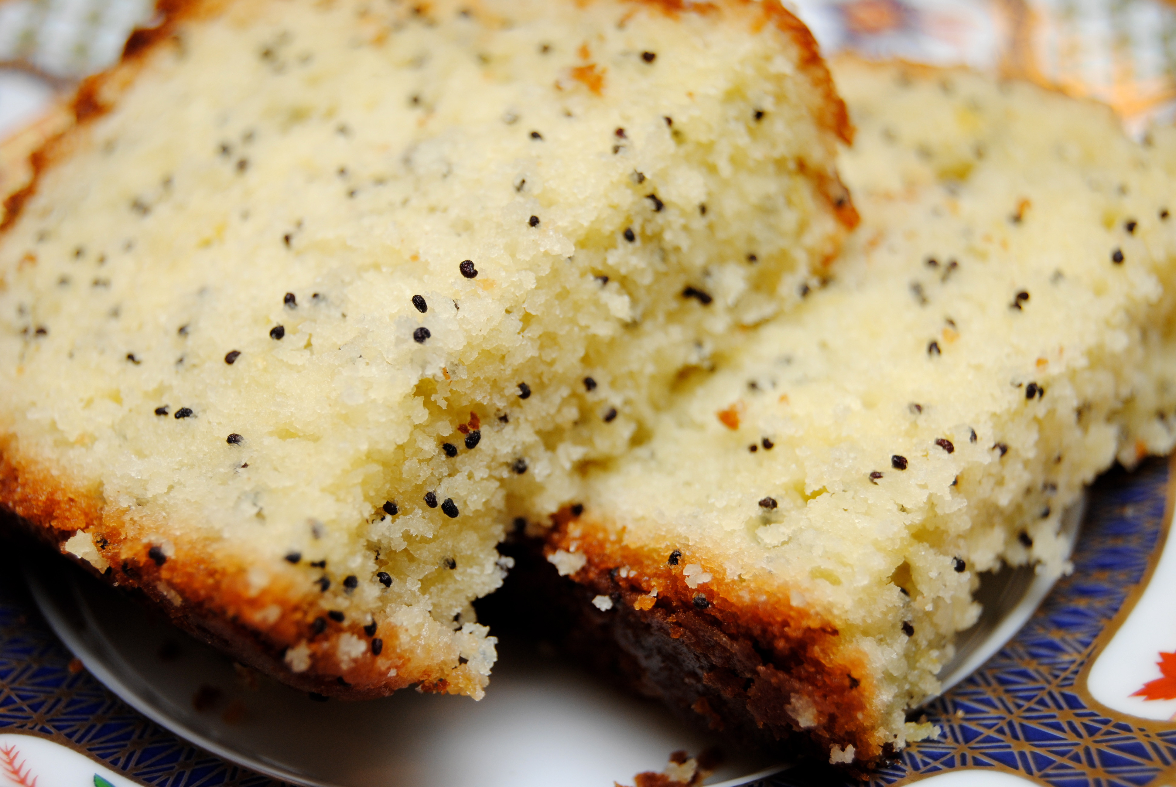 Lemon Poppyseed Cake
 Lemon Poppy Seed Cake