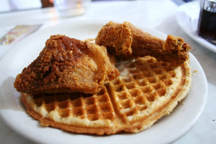 Lo Los Chicken And Waffles
 Lo Lo’s Chicken & Waffles