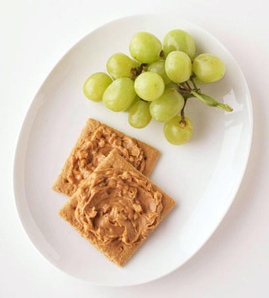 Low Calorie Crackers
 7 Healthy Snacks for Diet Success