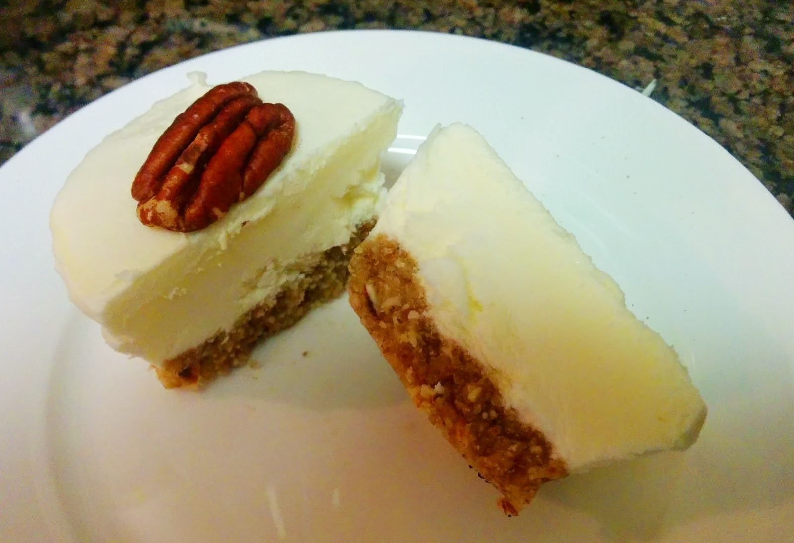 Low Carb Cheese Cake
 Goth Gourmande Recipe No bake low carb cheesecake bites