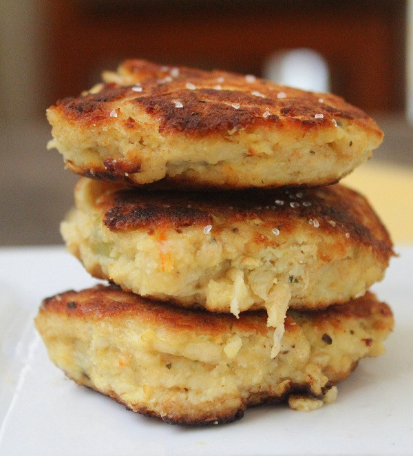 Low Carb Crab Cakes
 Paleo Pen Pals and Crab Cakes Low Carb and Paleo