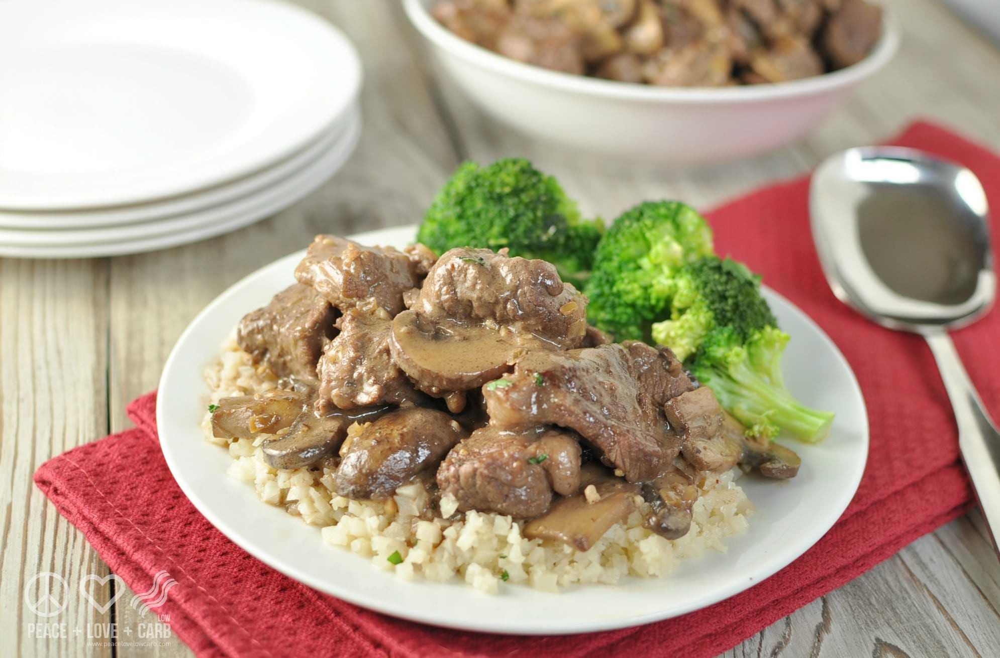 Low Carb Gravy
 Beef Tips in Mushroom Brown Gravy