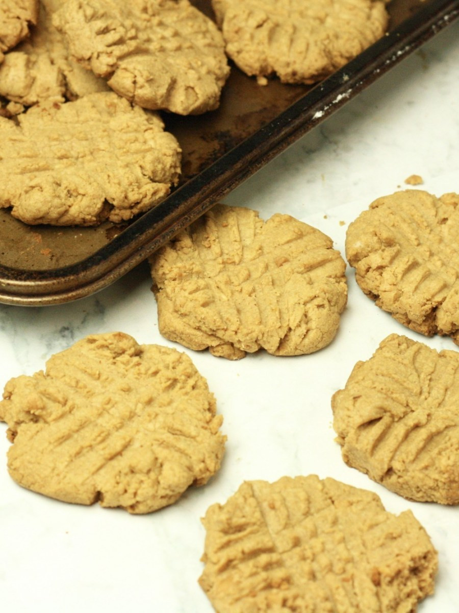 Low Carb Peanut Butter Cookies
 Low Carb Peanut Butter Cookies