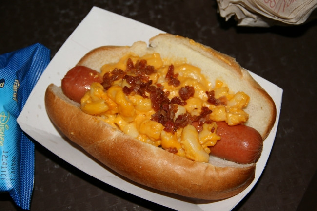 Mac And Cheese And Hot Dogs
 Restaurantosaurus Review at Disneys Animal Kingdom – easyWDW