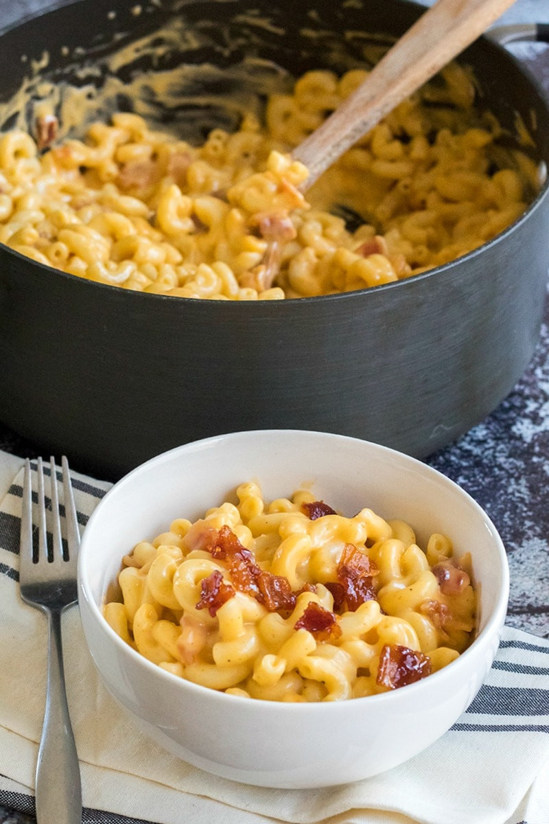 Mac And Cheese Dinner
 Jack Daniel’s Bacon Mac and Cheese • Bread Booze Bacon