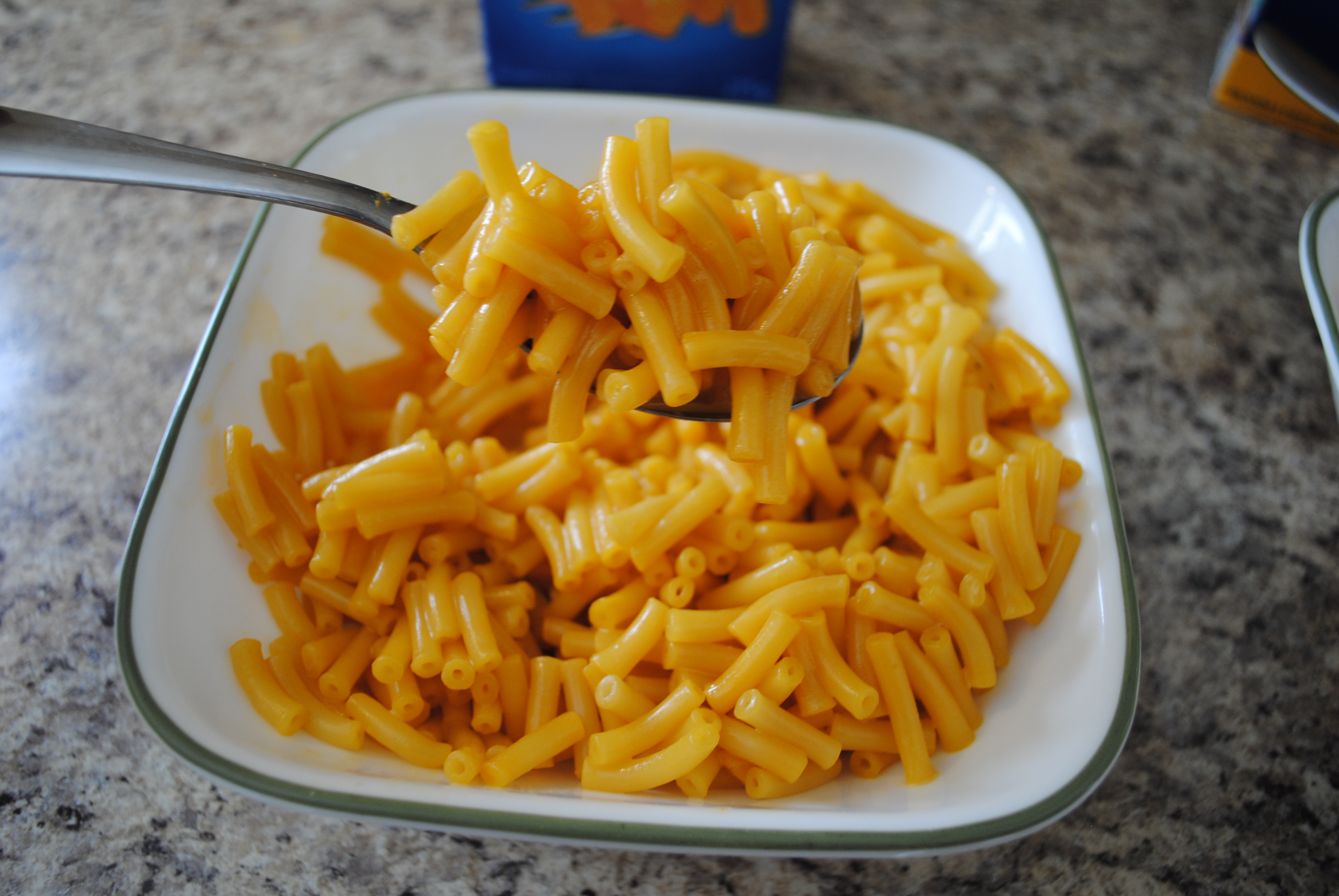 Mac And Cheese Dinner
 Kraft Dinner vs Kraft Macaroni and Cheese