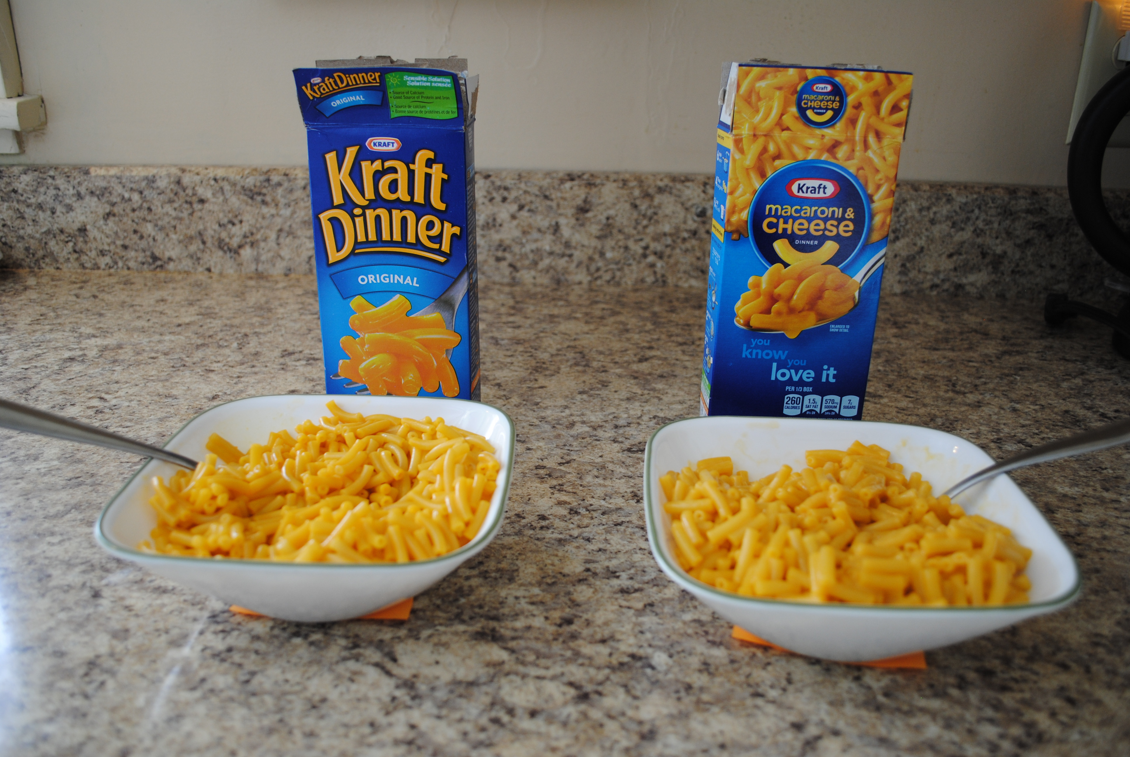 Mac And Cheese Dinner
 Kraft Dinner vs Kraft Macaroni and Cheese