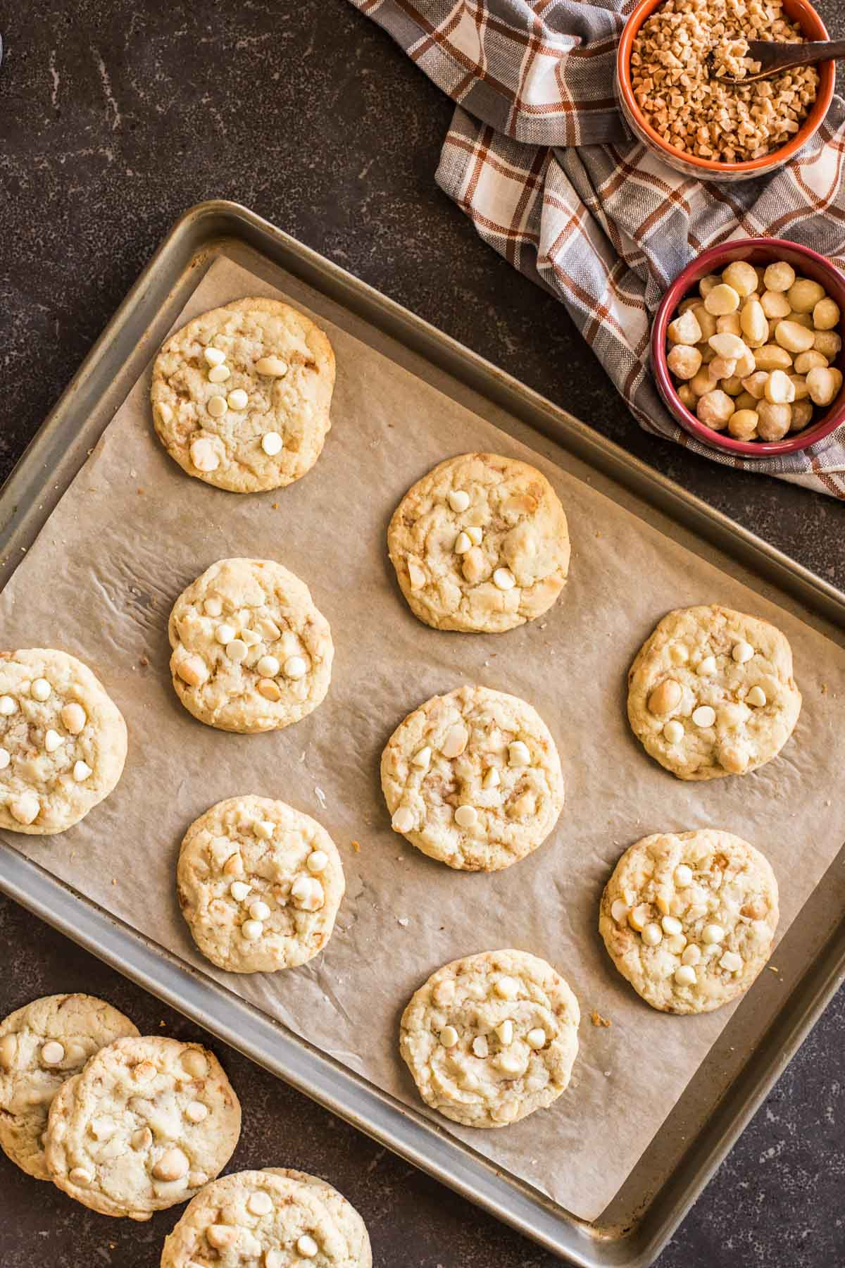 Macadamia Nut Cookies
 Buttery Toffee White Chocolate Macadamia Nut Cookies