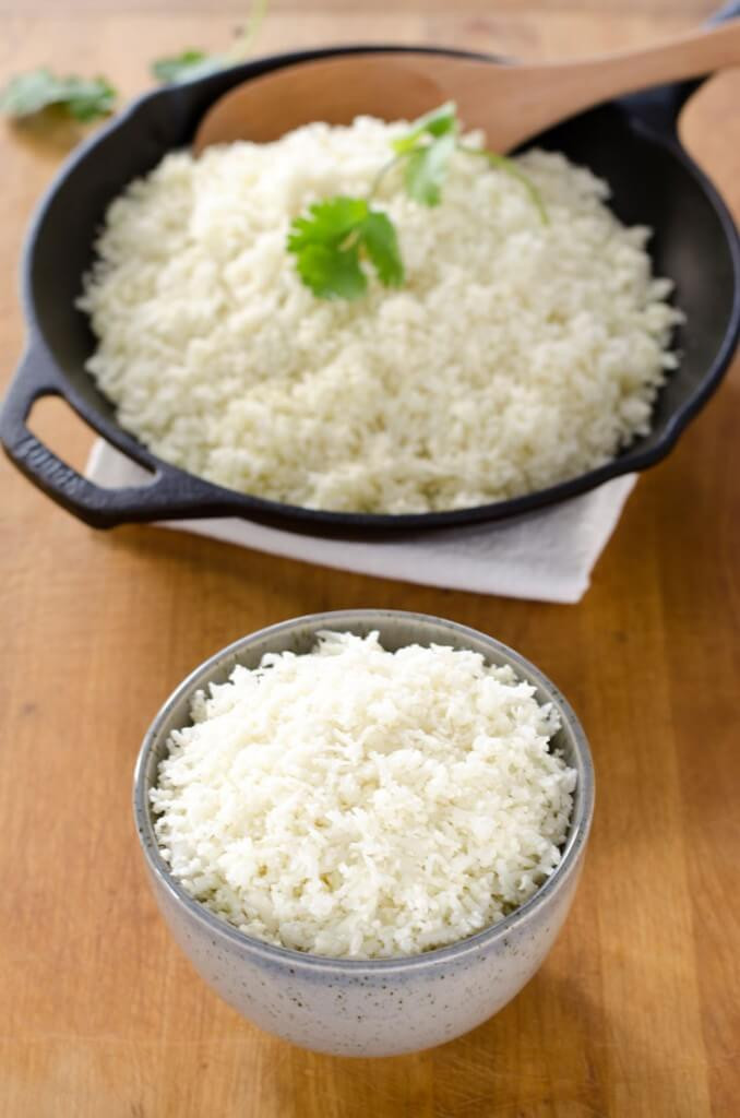 Making Cauliflower Rice
 How to Make Cauliflower Rice