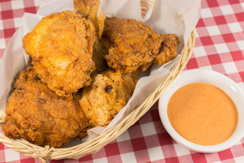 Making Fried Chicken
 How to Make Fried Chicken