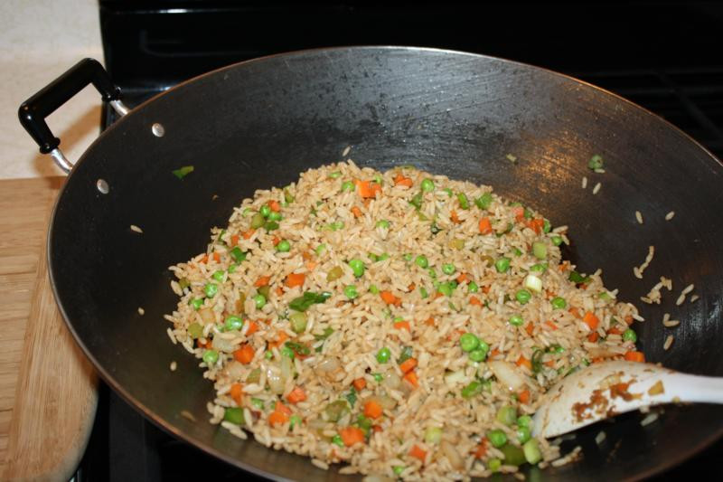 Making Fried Rice
 Scrumptious Ve able Fried Rice