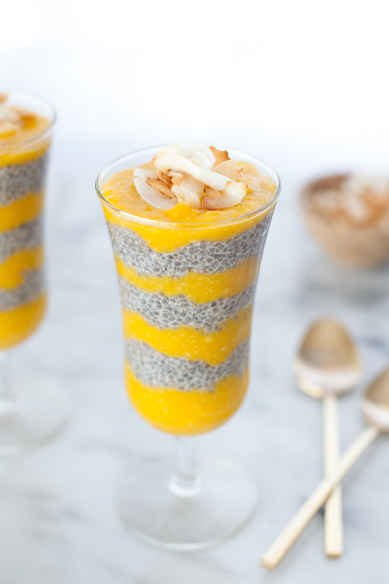 Mango Mango Dessert
 Tropical coconut mango chia pudding Snixy Kitchen