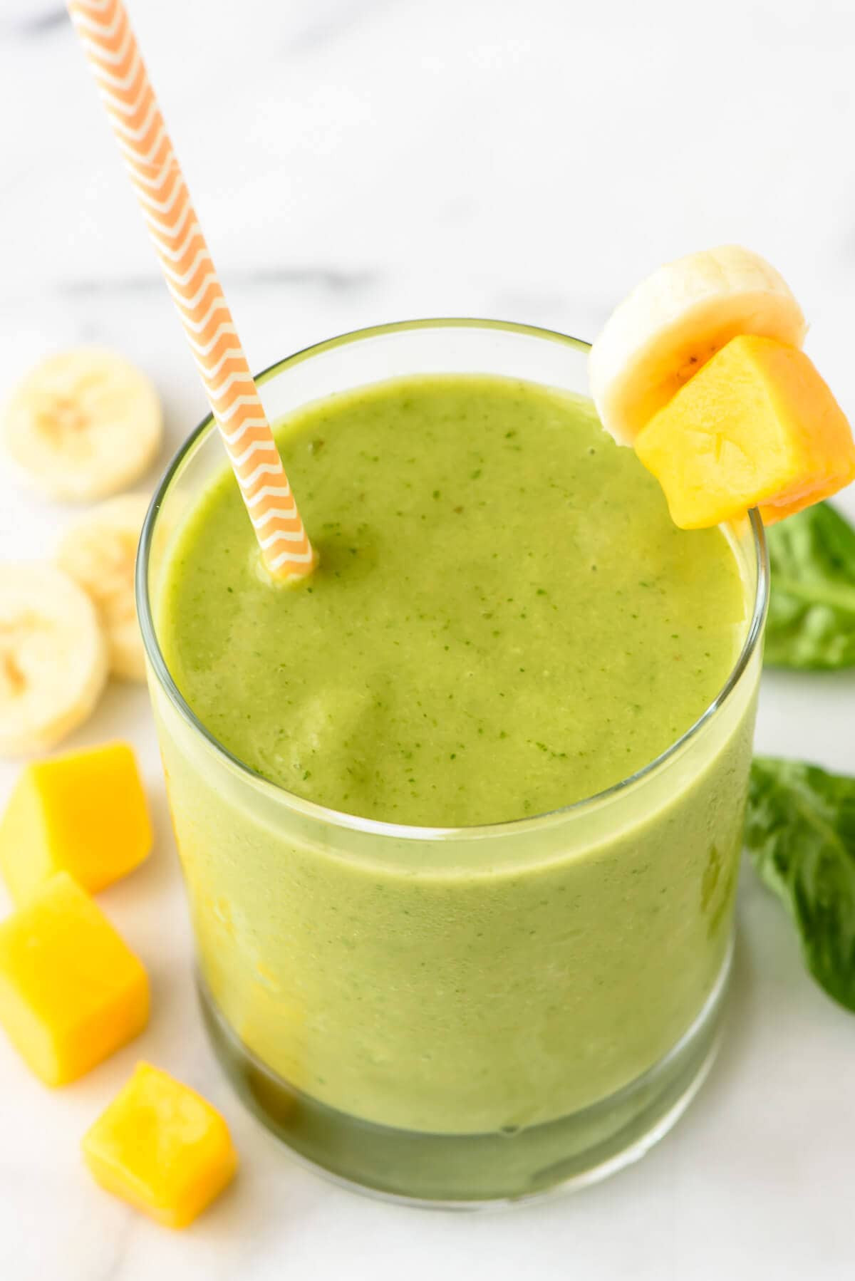 Mango Smoothie Recipes
 4 Ingre nt Mango Green Smoothie