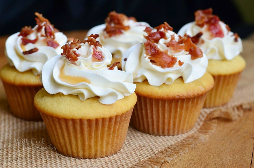 Maple Bacon Cupcakes
 Maple Bacon Cupcakes Will Cook For Smiles