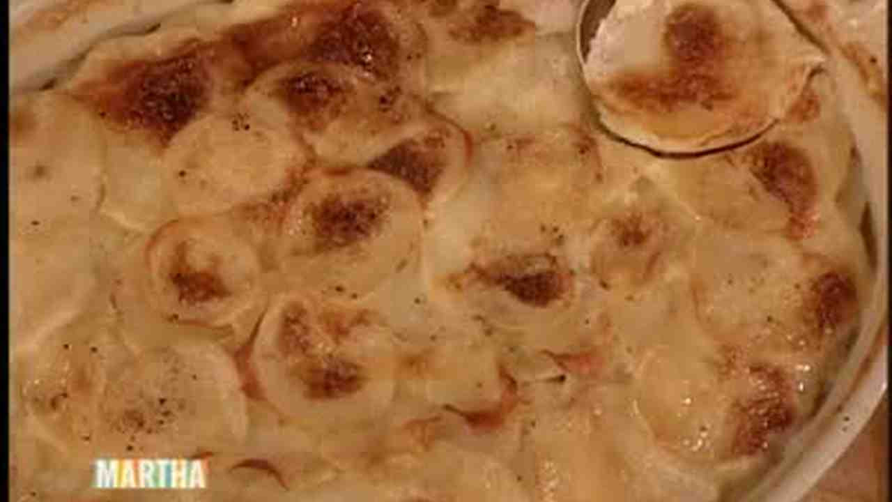 Martha Stewart Scalloped Potatoes
 martha stewart scalloped potatoes