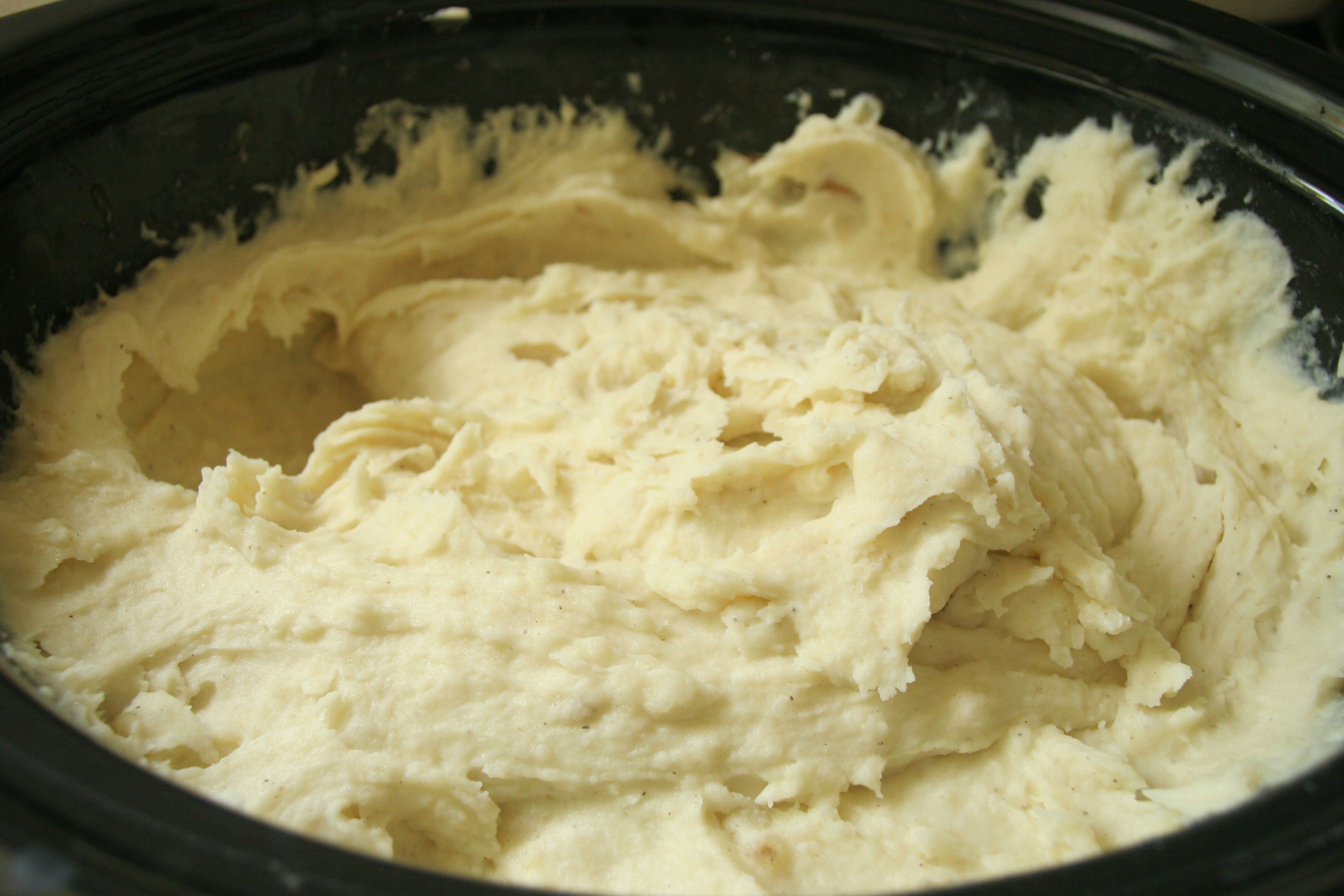 Mashed Potatoes In Crock Pot
 Creamy Crock Pot Mashed Potatoes