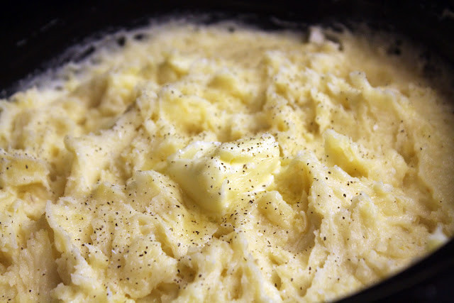 Mashed Potatoes In Crock Pot
 The Bestest Recipes line Crock Pot Mashed Potatoes