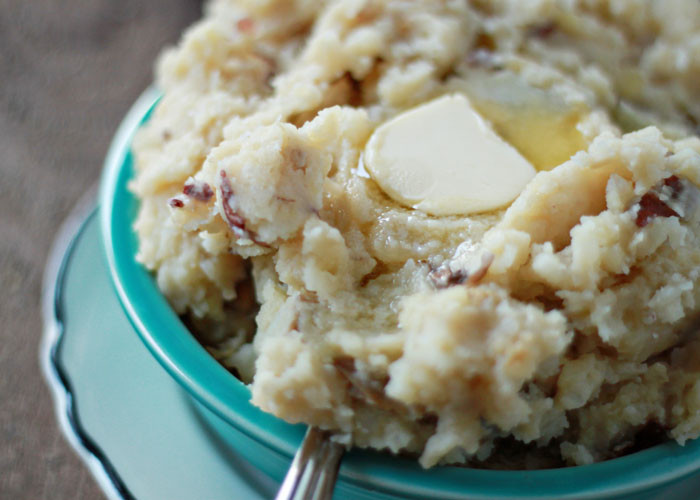 Mashed Potatoes In Crock Pot
 Unbelievably Easy Crock Pot Garlic Mashed Potatoes