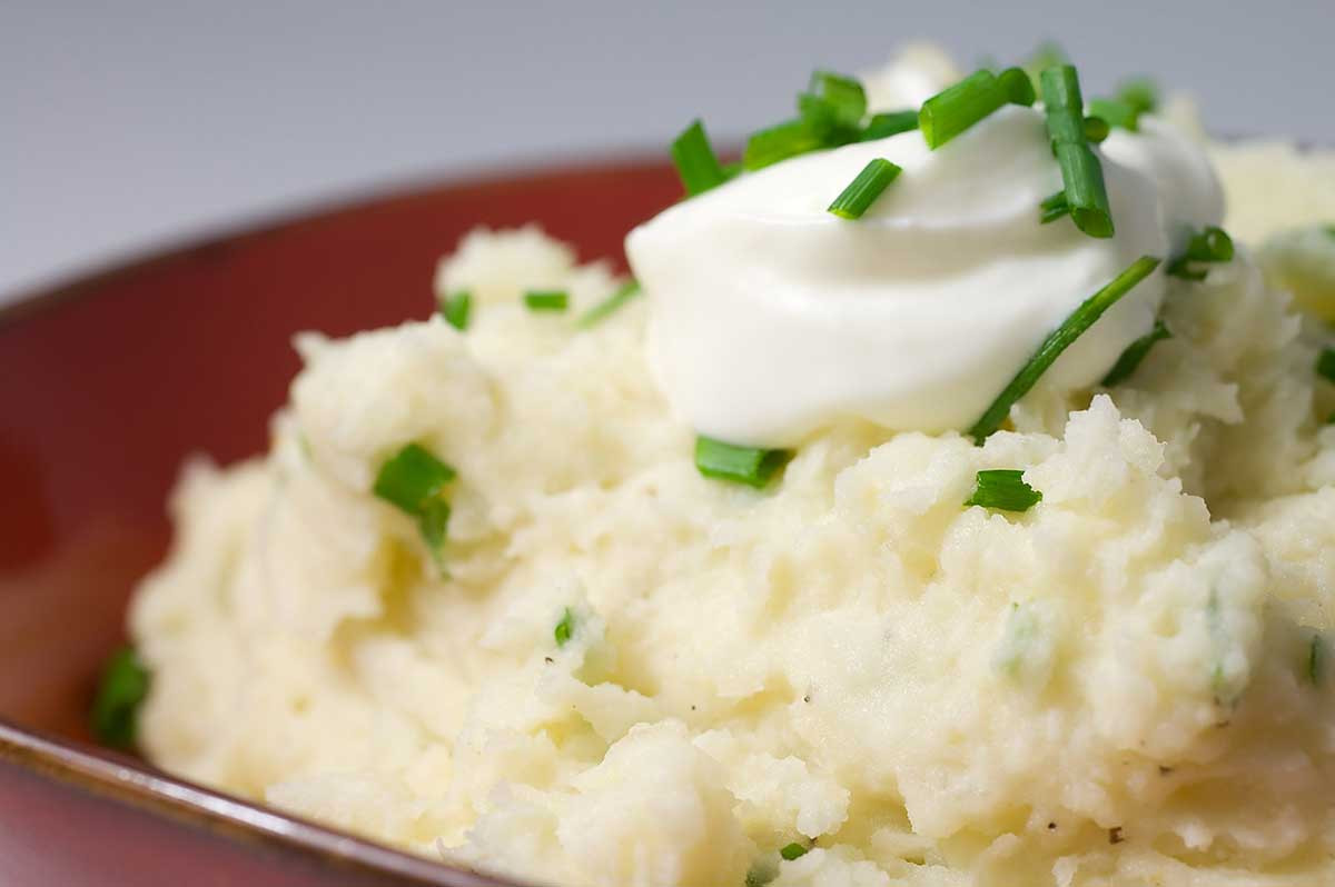 Mashed Potatoes With Sour Cream
 Horseradish and Sour Cream Mashed Potatoes Life s Ambrosia