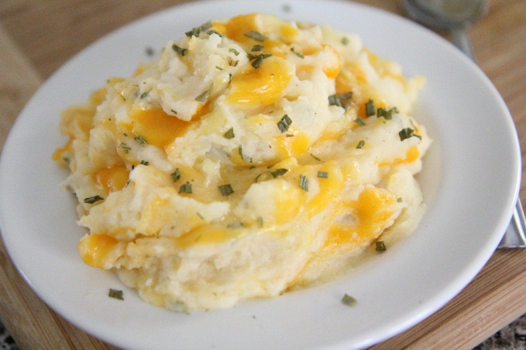 Mashed Potatoes With Sour Cream
 Sour Cream Cheddar Chive Mashed Potatoes