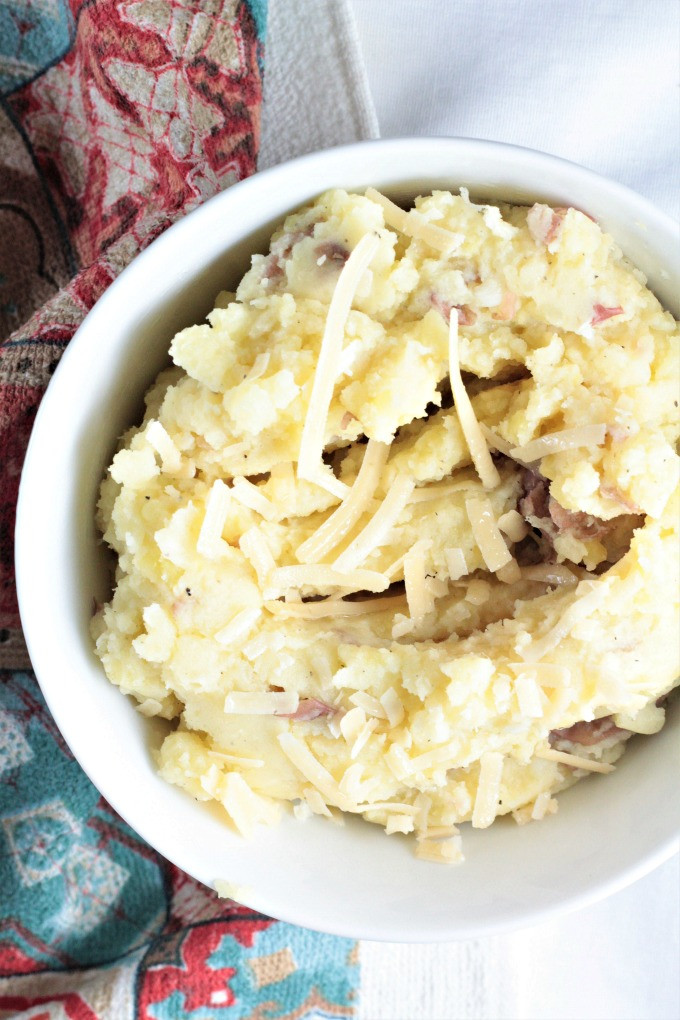 Mashed Red Potatoes
 cheesy garlic mashed red potatoes