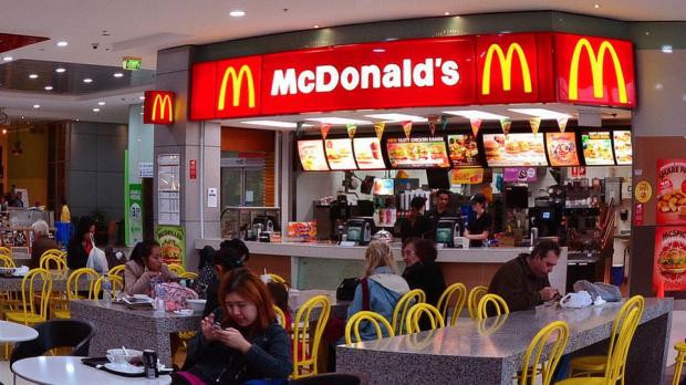 Mcdonald'S Dessert Menu
 McDonald s teste les frites à volonté dans son restaurant