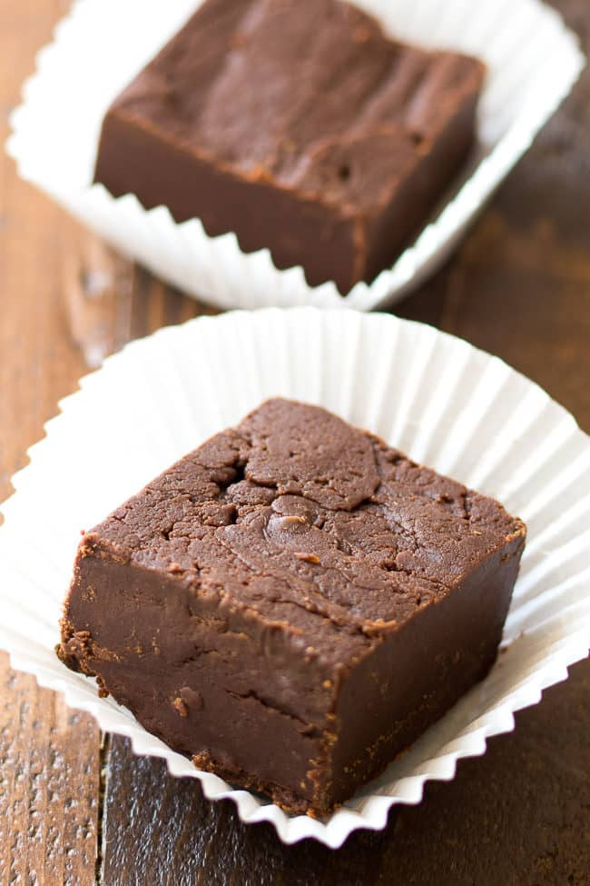 Microwave Desserts With Few Ingredients
 Easy 3 Ingre nt Fudge