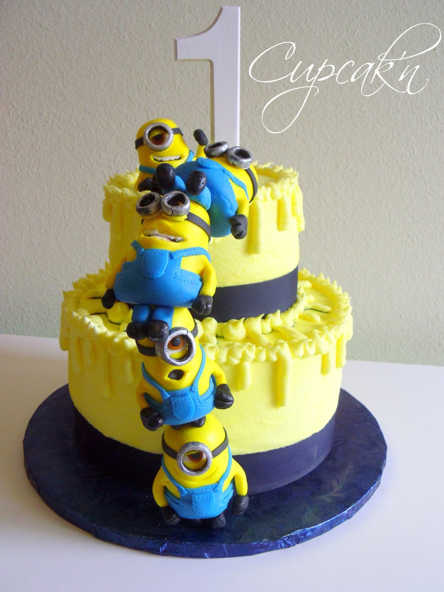 Minion Birthday Cake
 10 Adorable Minion Cakes You’d Wish on Your Birthday