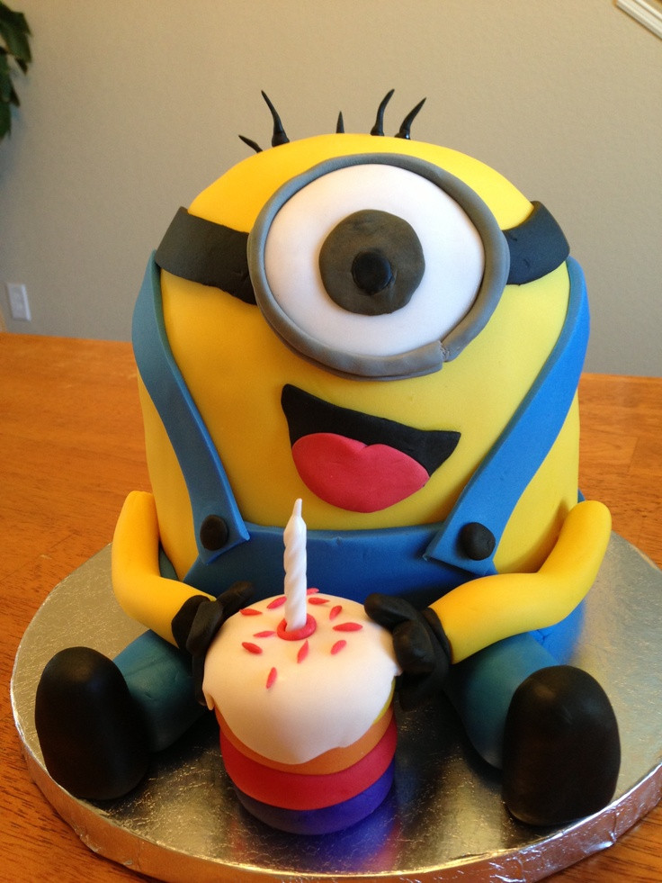 Minion Birthday Cake
 Happy Birthday Cake Minions Fondant Cake