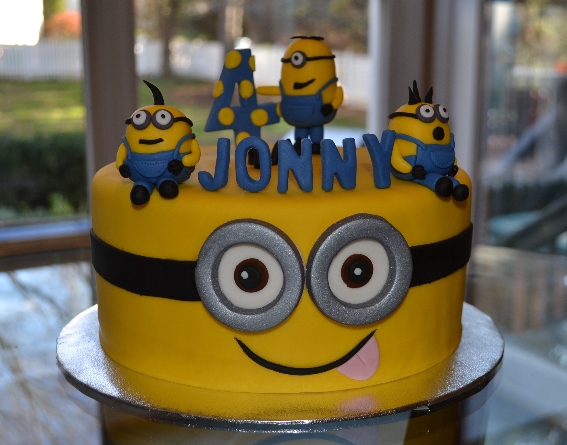 Minions Birthday Cake Walmart
 Minion Birthday Cakes At Walmart