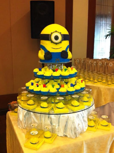 Minions Birthday Cake Walmart
 The gallery for Walmart Minions Birthday Cake