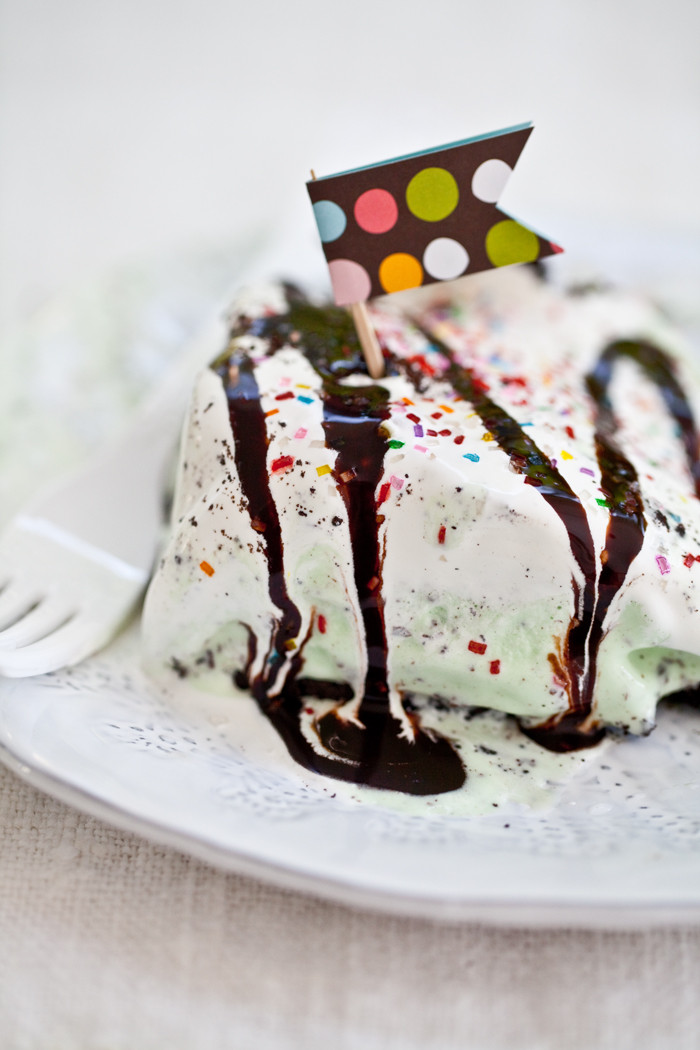 Mint Chocolate Chip Ice Cream Cake
 mint chocolate chip ice cream cake baskin robbins