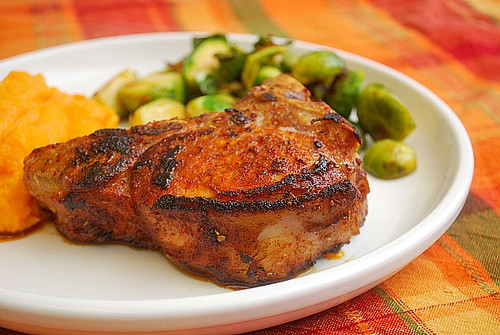 Moist Pork Chops
 How to Make Tender Juicy Pork Chops