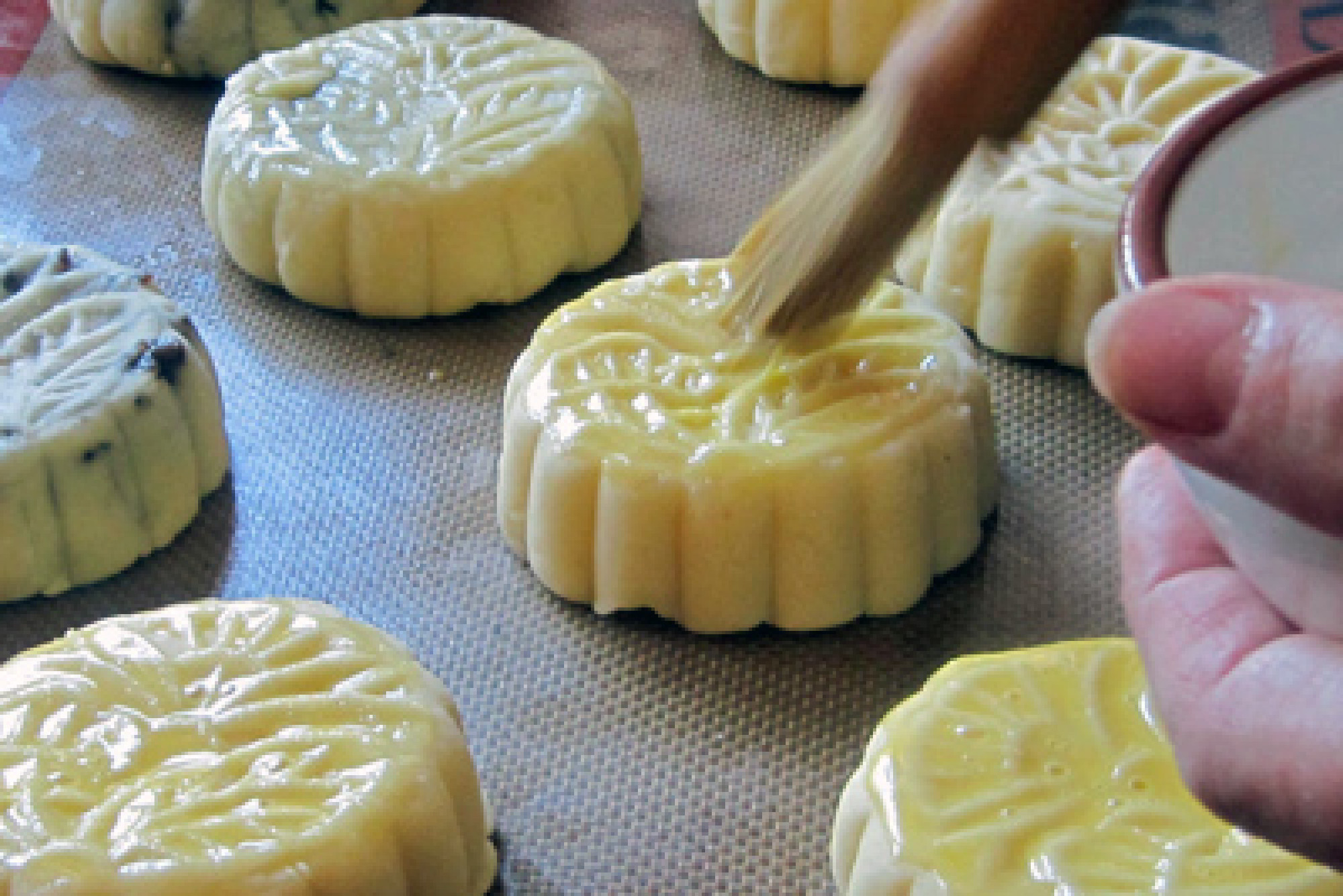 Moon Cake Recipe
 How to Make Perfect Moon Cakes for Chinese Mid Autumn