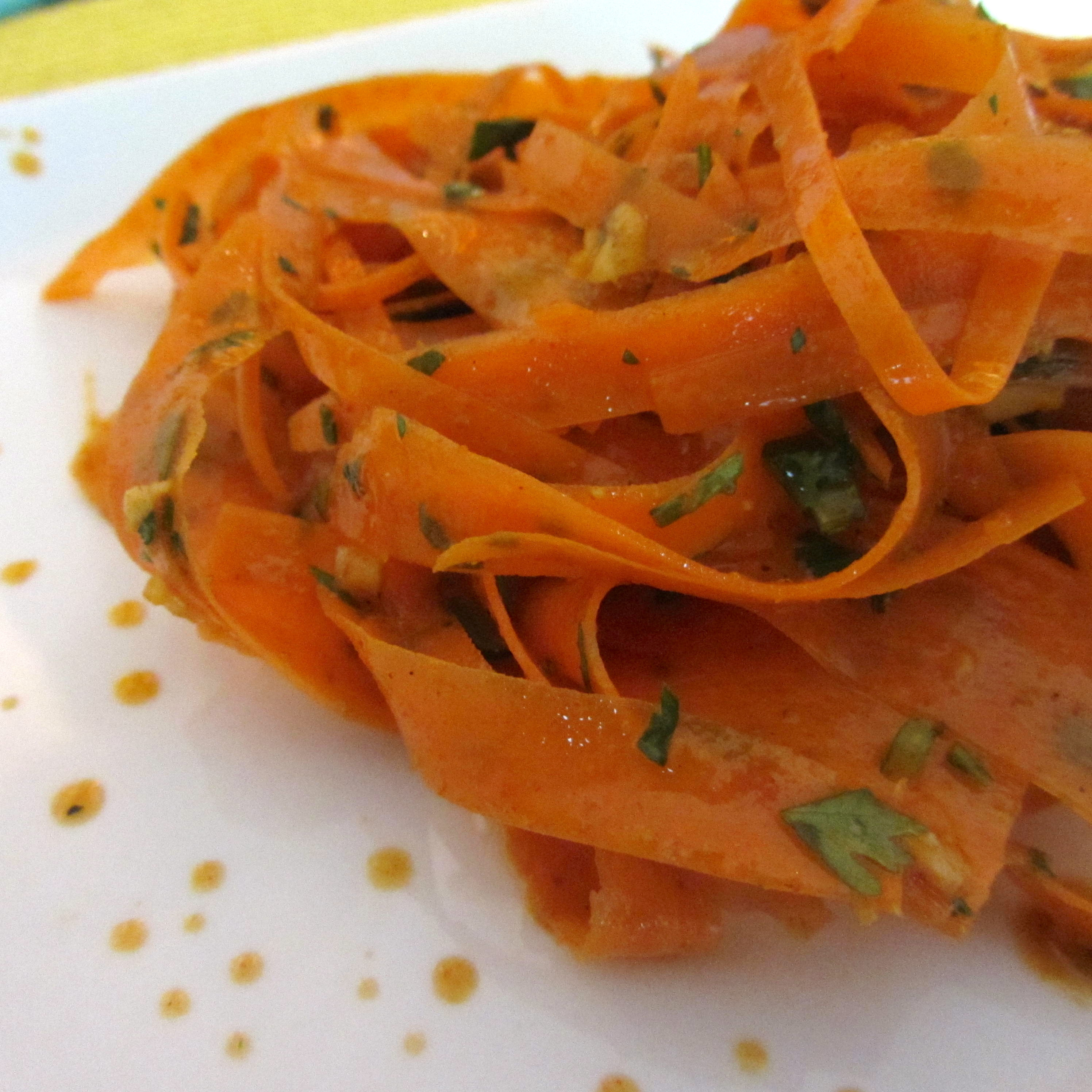 Moroccan Carrot Salad
 Raw Moroccan Carrot Salad