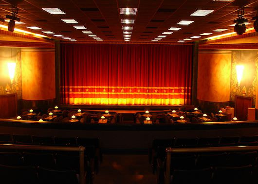 Movie Dinner Theaters
 Dinner & A Movie 10 of the Greatest Dine In Theaters in