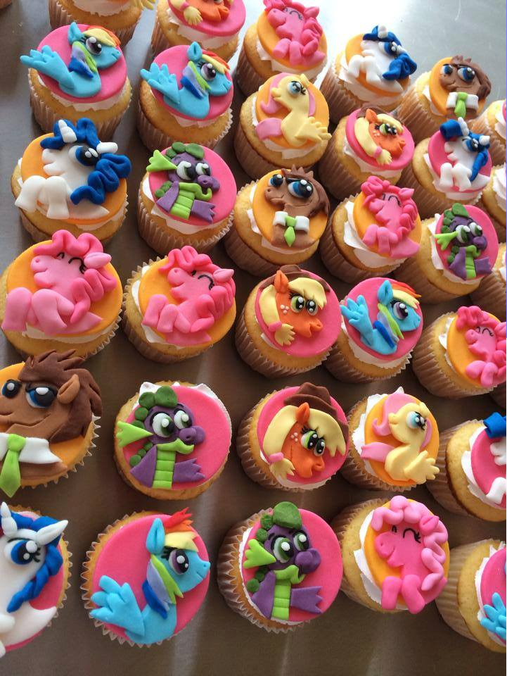 My Little Pony Cupcakes
 My little Pony cupcakes by Jarquin10 on DeviantArt